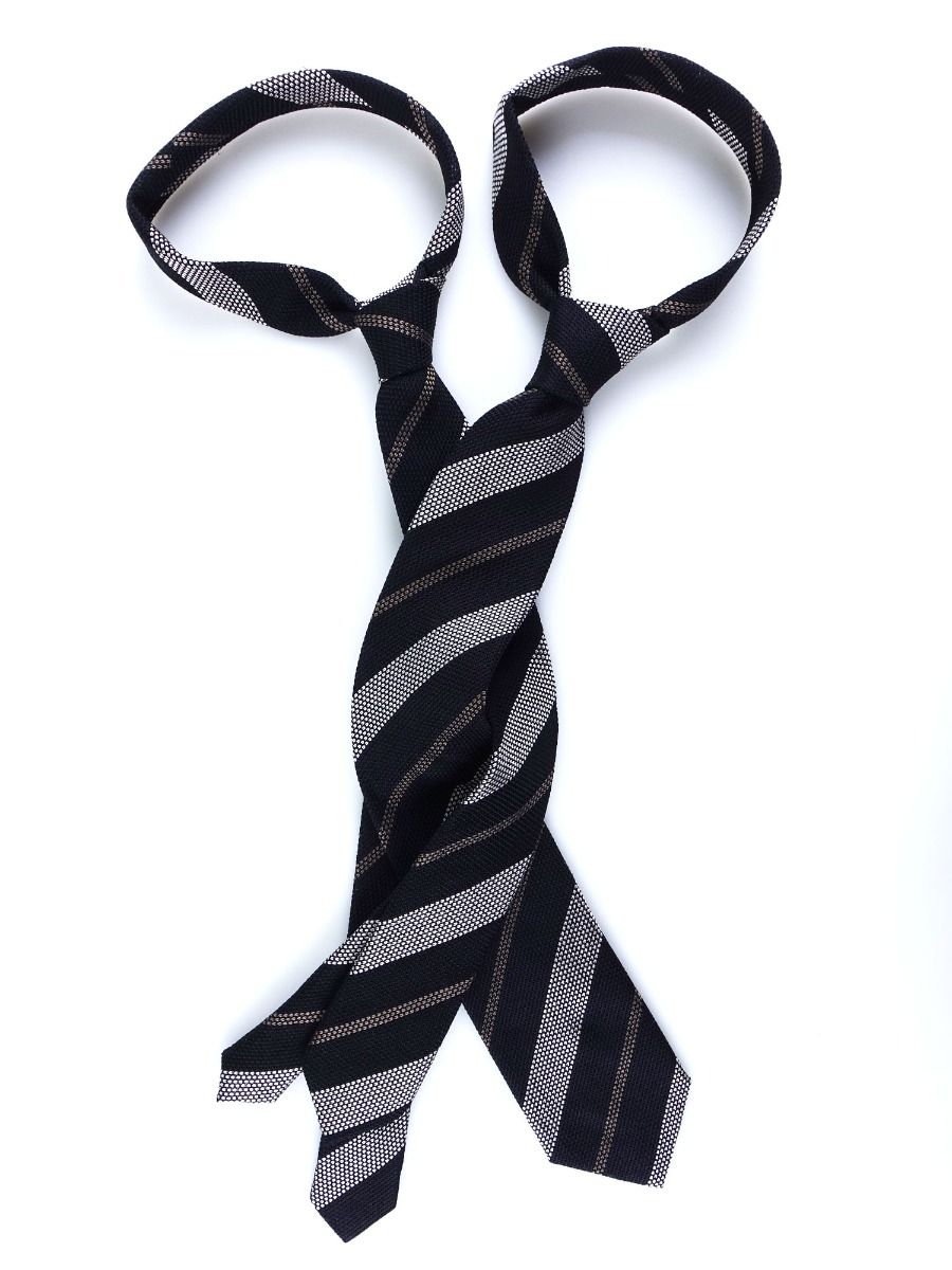 Cravatta 3 pieghe per LUI e cravatta slim per LEI in coordinato in pura garza di seta